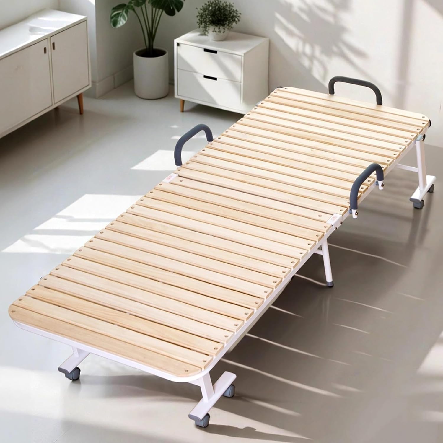HeavyDutyOutdoorFoldingBedforAdultsSturdySolidWoodCampCotwithArmrestsAntigraffio Angoli arrotondatiPortatile e EasytoStorePerfetto per Viaggi e Campeggio (Naturale)